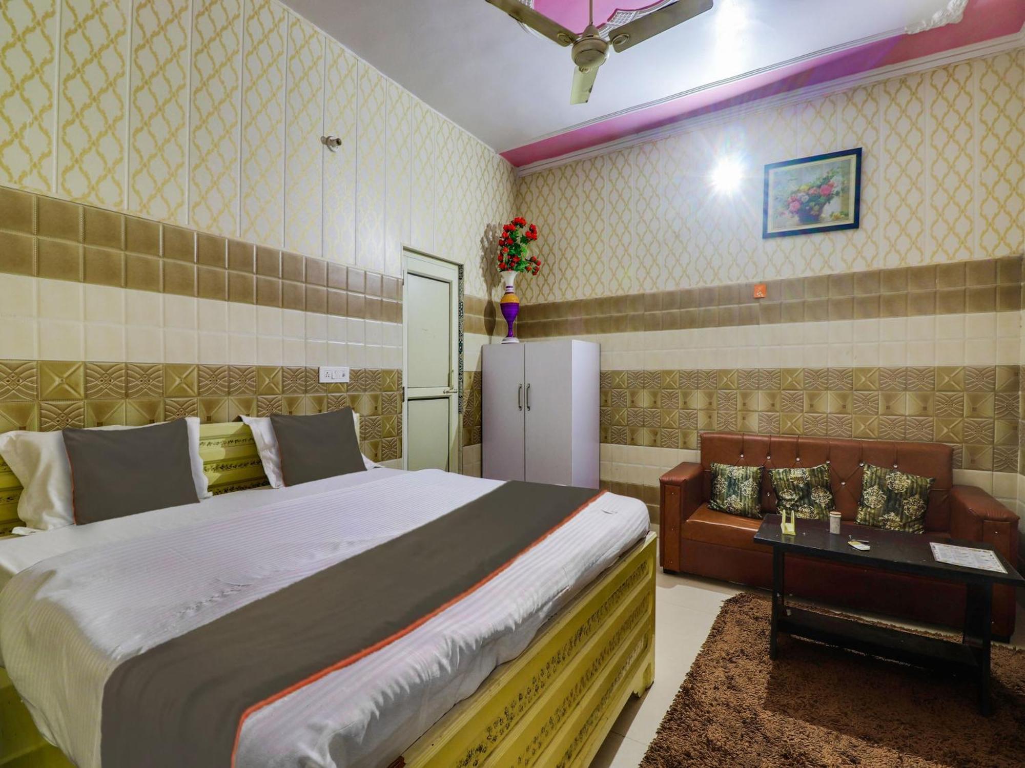 Collection O Paradise And Restaurant Hotel Kashipur Eksteriør billede